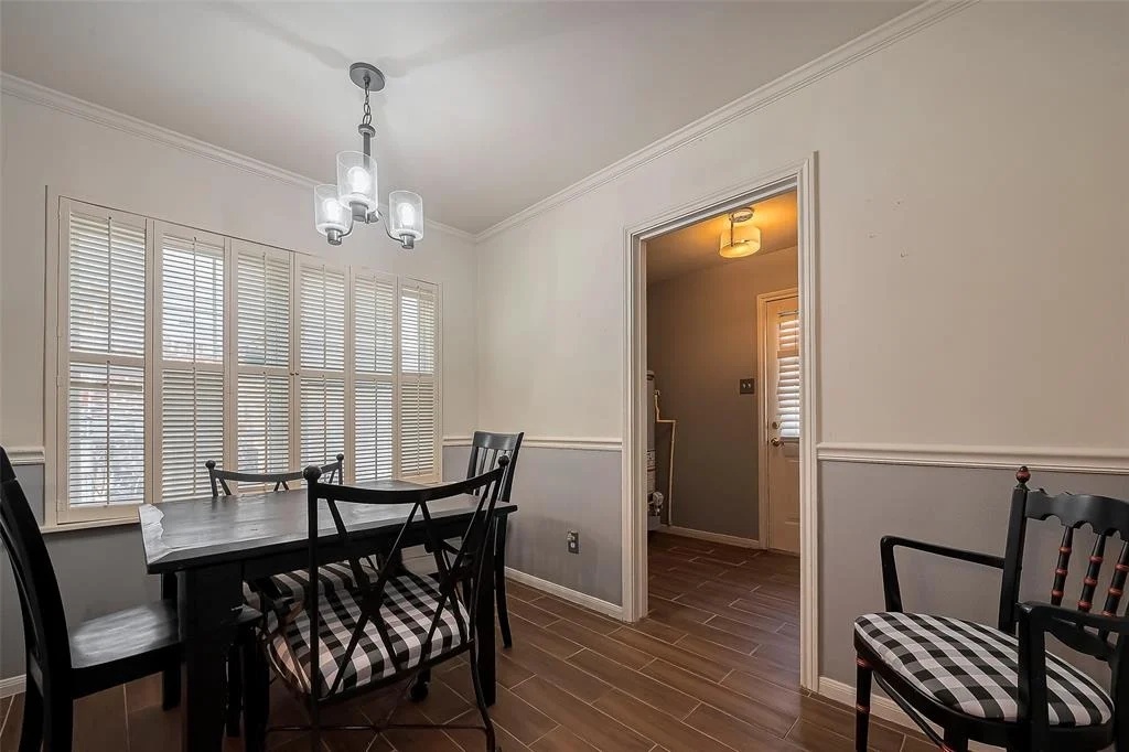 Photo of 330 N Wilcrest Drive