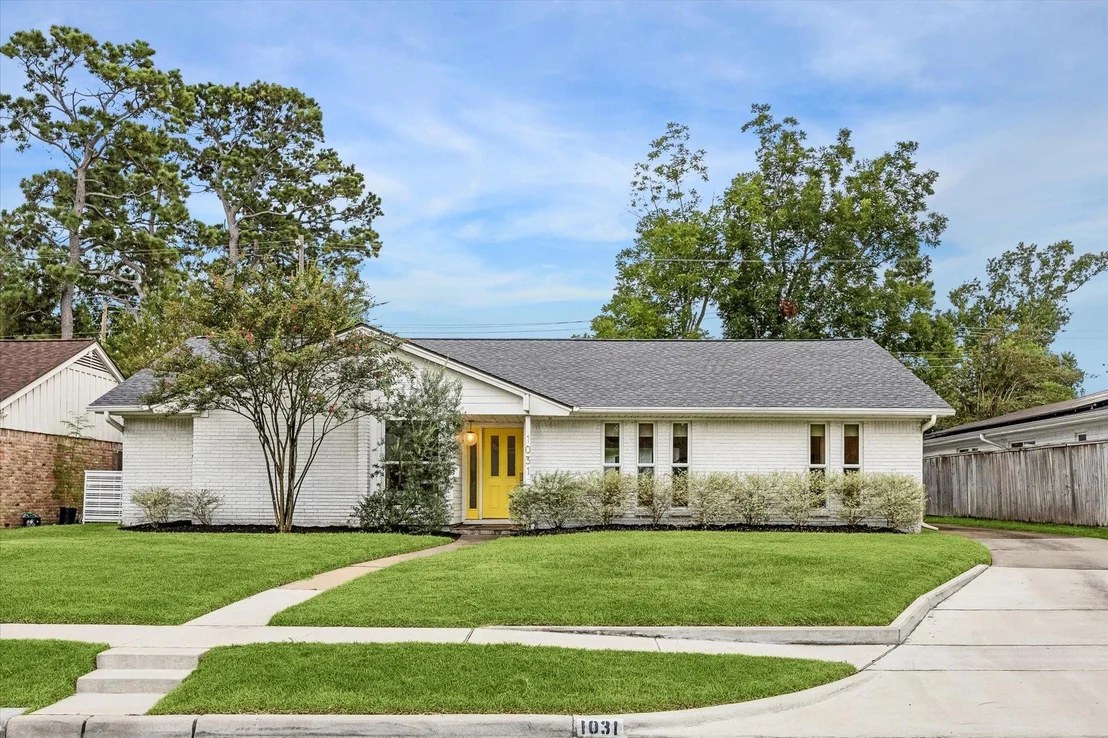 Photo of 1031 Chamboard Lane