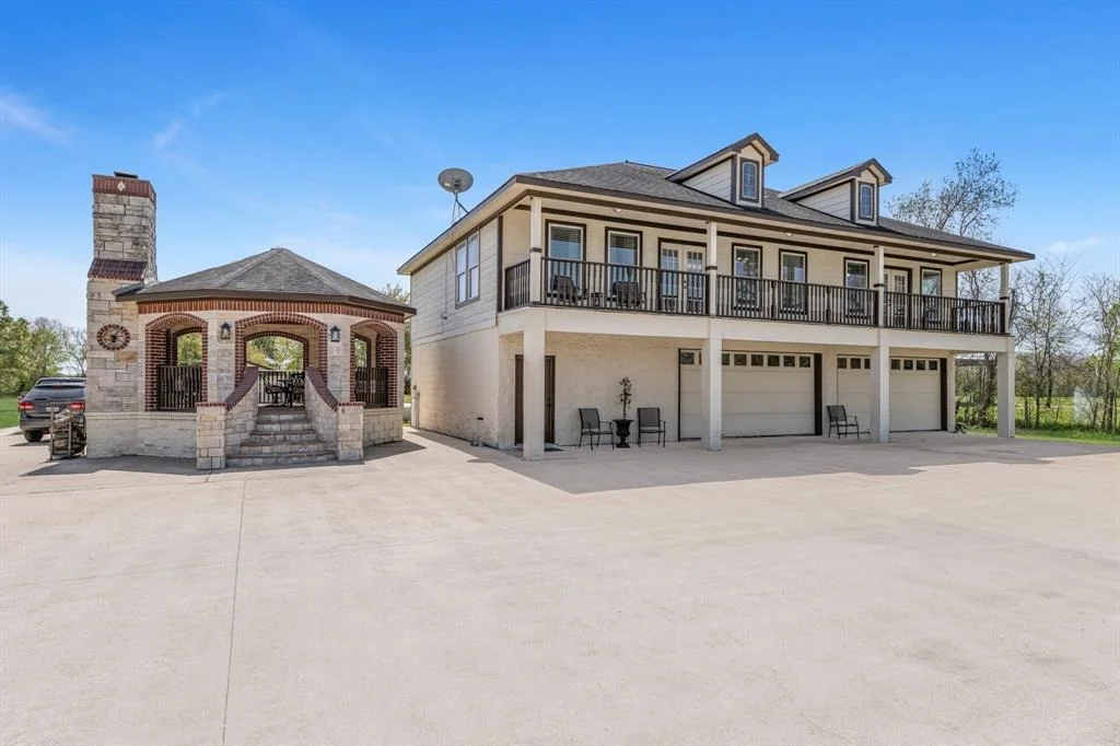 Photo of 1112 Misty Way Drive