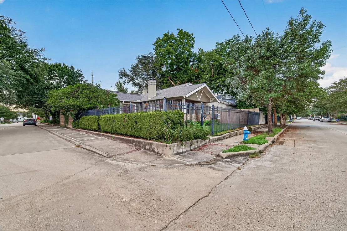Photo of 1124 Bomar Street