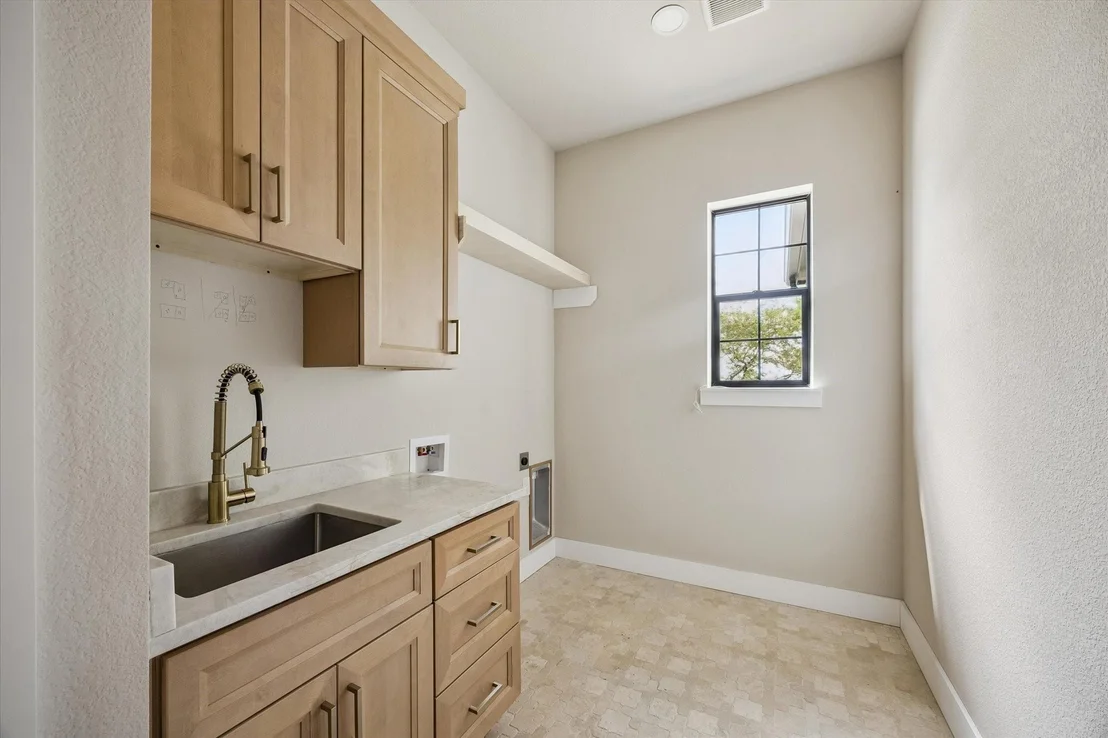 Photo of 1 Windmill Ridge