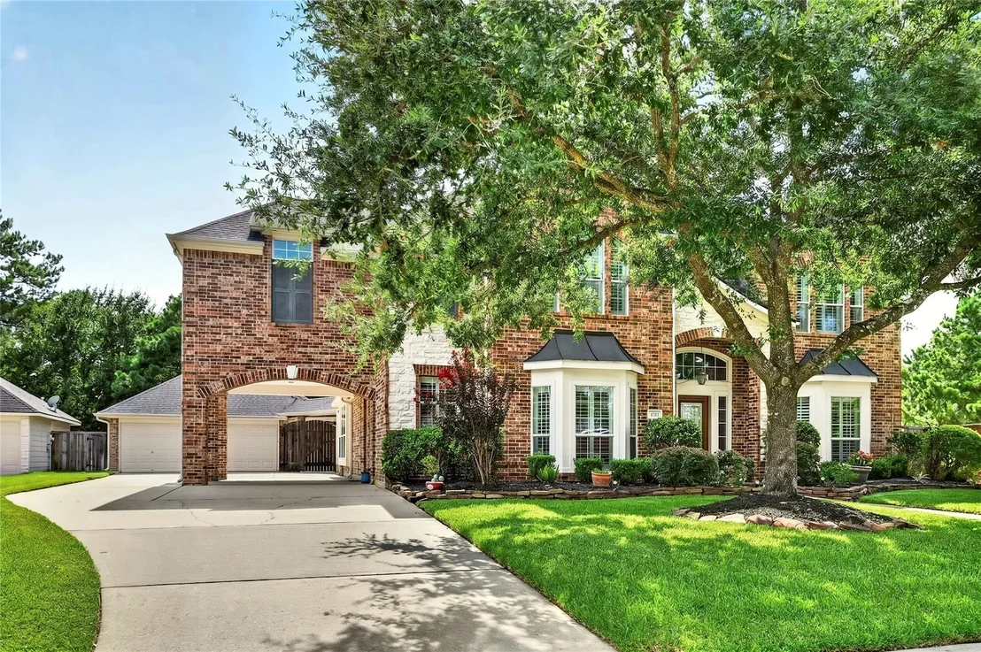 Photo of 10111 Earlington Manor Drive