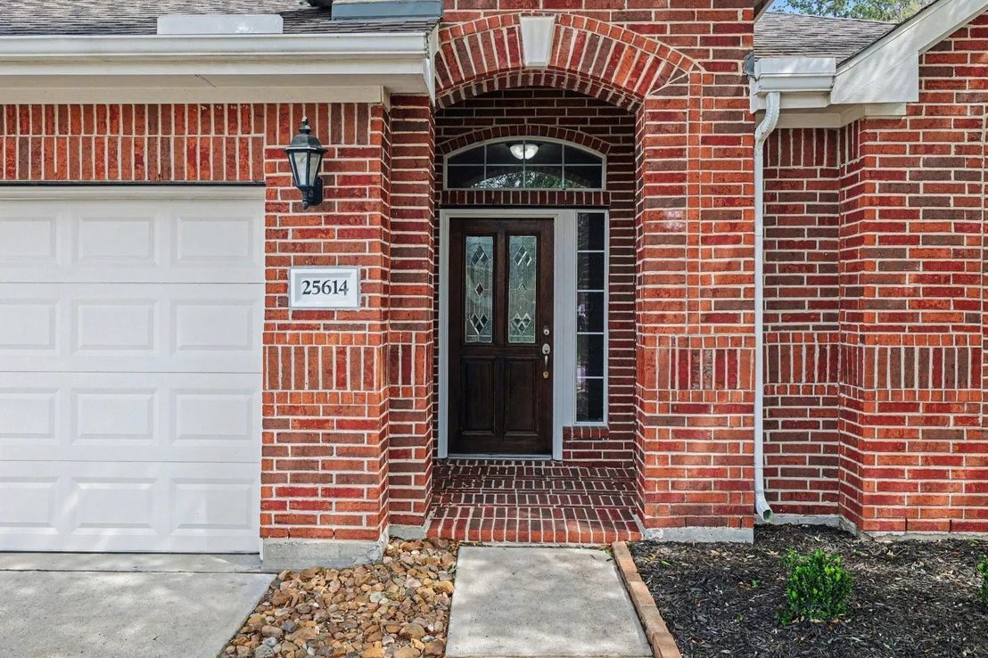 Photo of 25614 Saddlebrook Village Drive