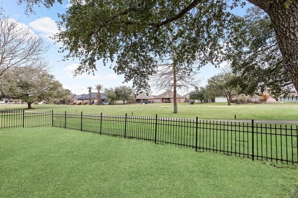 Photo of 7924 Golfhill Drive