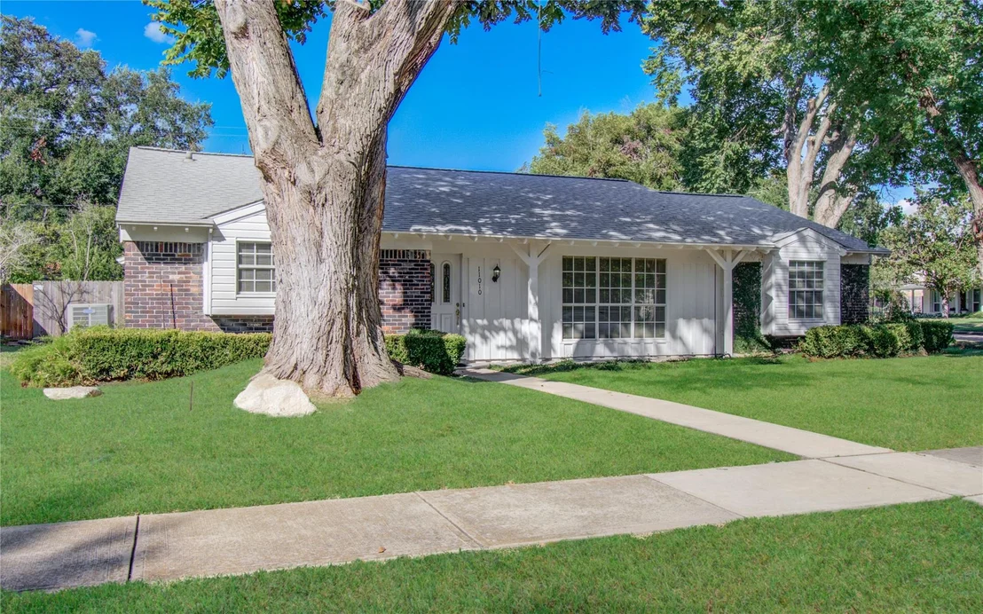 Photo of 11010 Atwell Drive