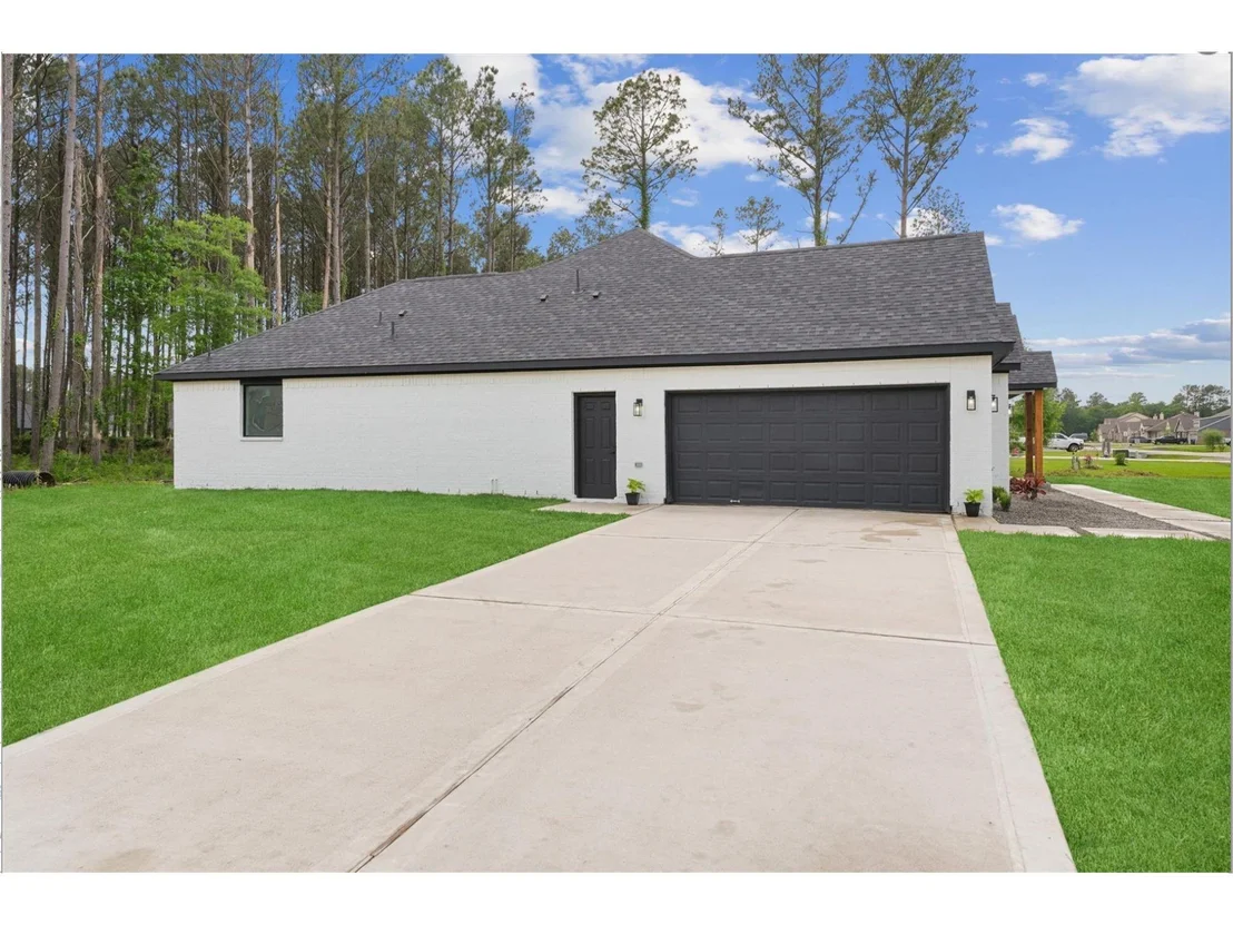 Photo of 679 Road 66111