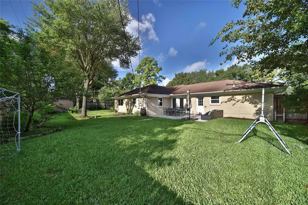 Photo of 1626 Springwood Drive