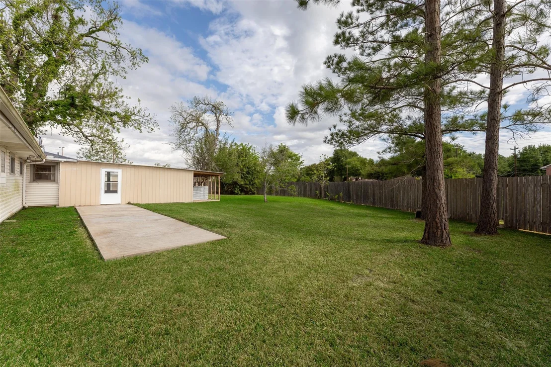 Photo of 1327 Hodges Lane