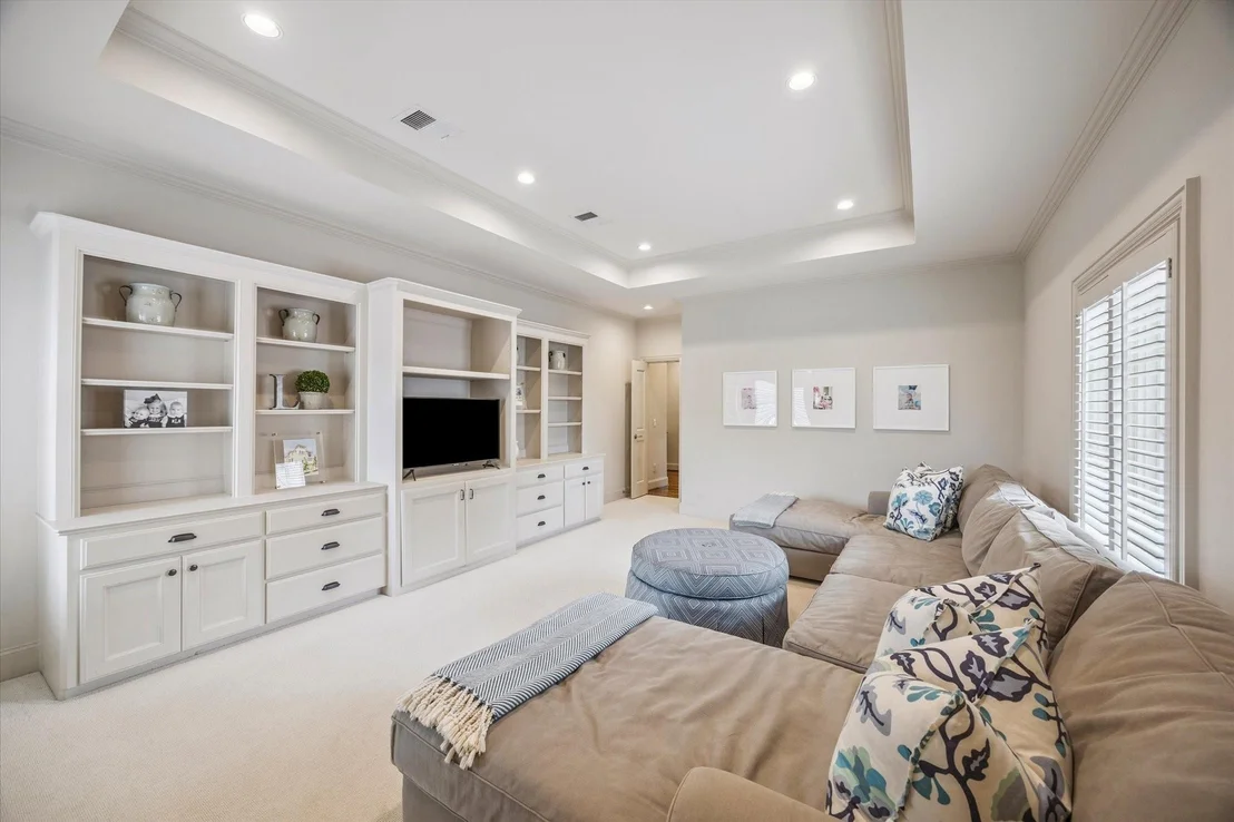 Photo of 6236 Doliver Drive