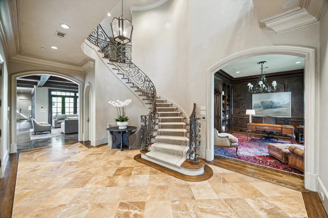 Photo of 5570 Doliver Drive