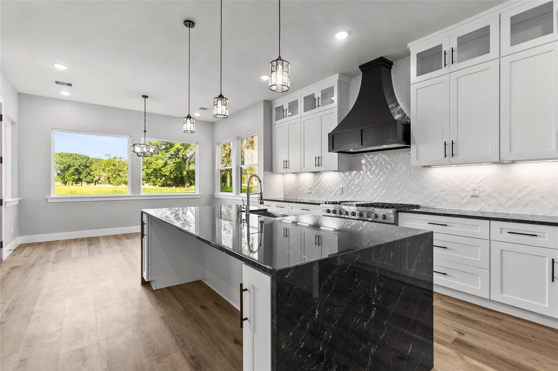 Photo of 210 Hogan Ln