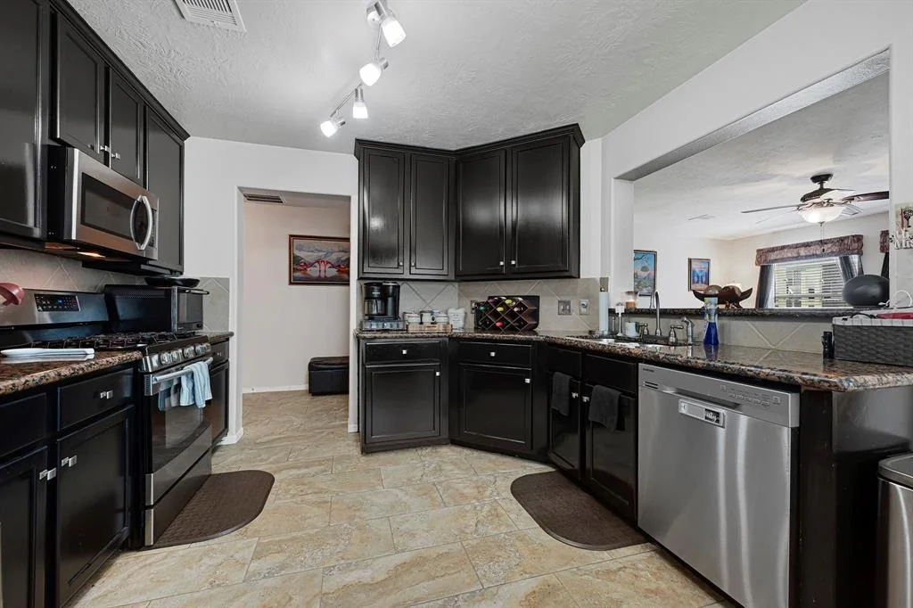 Photo of 18123 Redoak Manor Lane