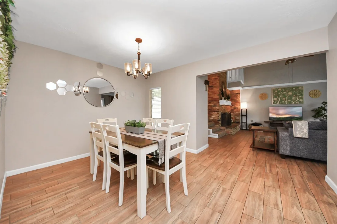 Photo of 25803 Timber Lakes Drive