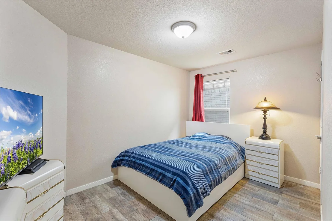 Photo of 11031 Bauer Elm Street