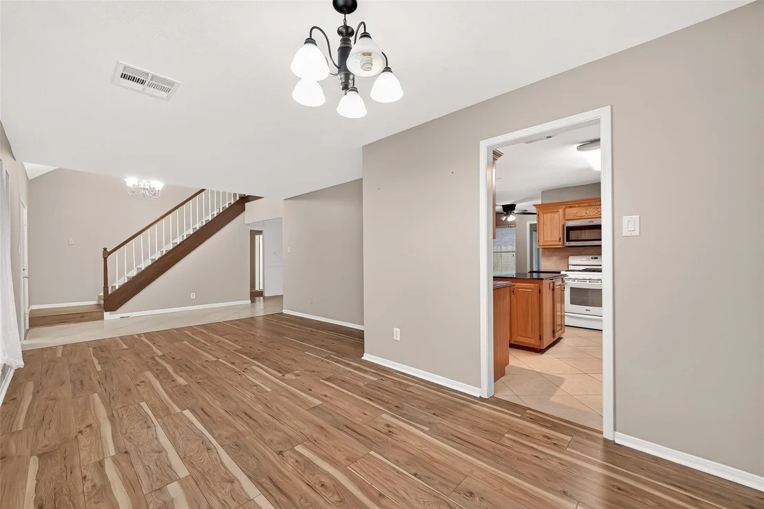 Photo of 2182 Tree Lane