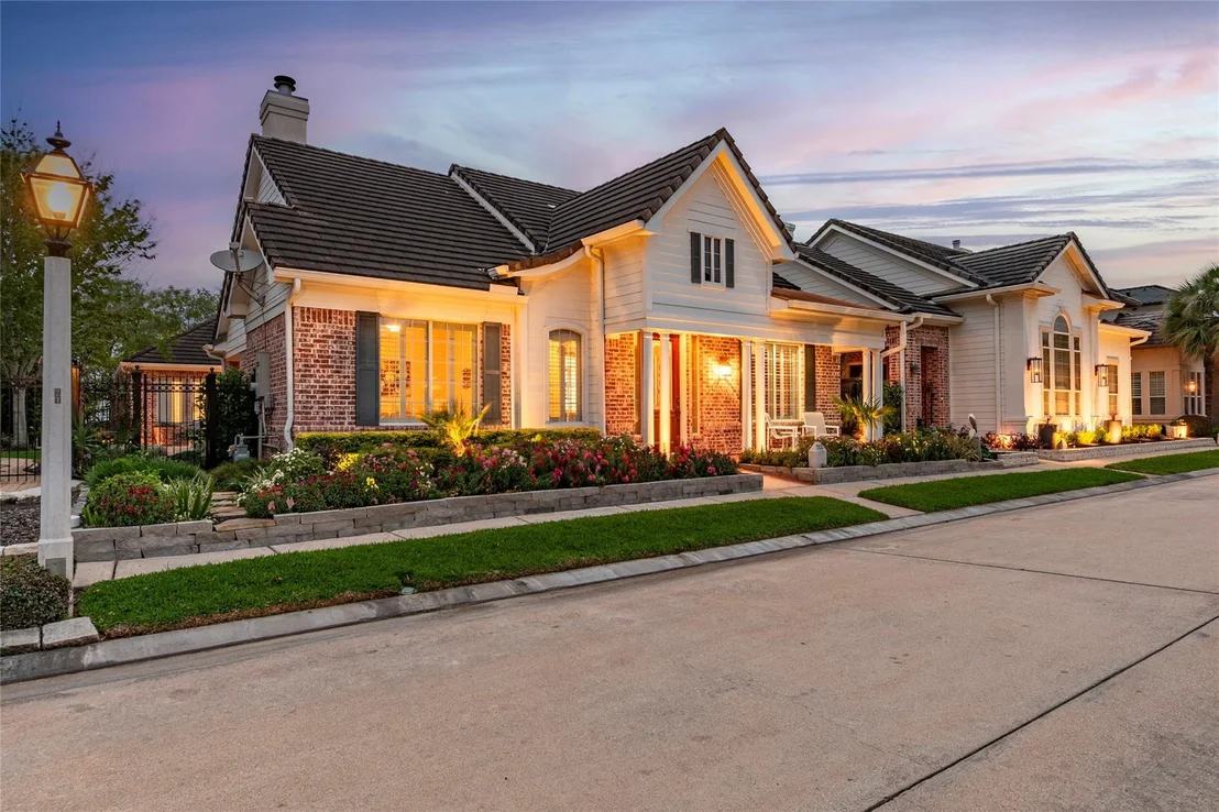 Photo of 712 Harborside Way