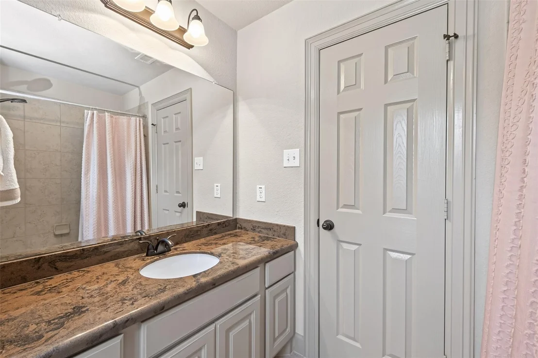 Photo of 46 Tallgrass Way