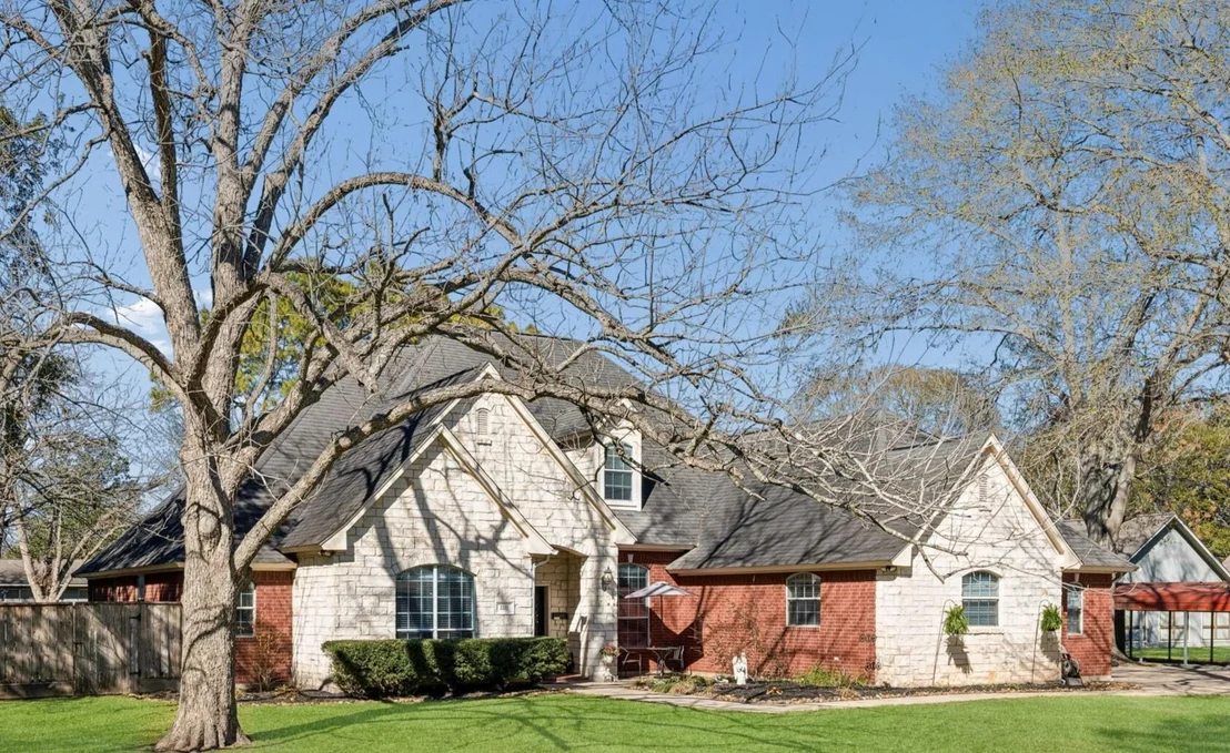 Photo of 2217 Bernie Avenue