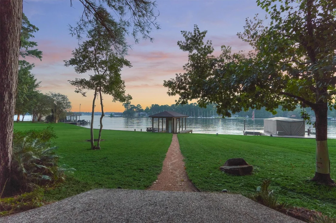 Photo of 1113 River Road
