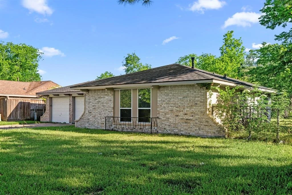 Photo of 6611 Mohawk Street