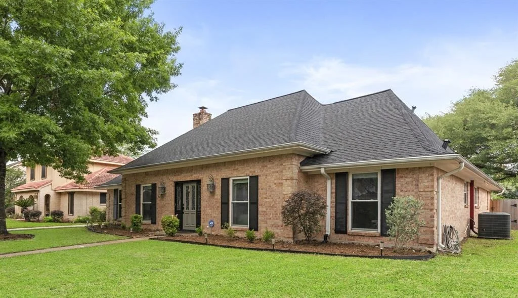 Photo of 5918 Donwhite Lane