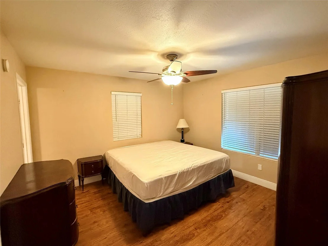 Photo of 338 Calumet Drive