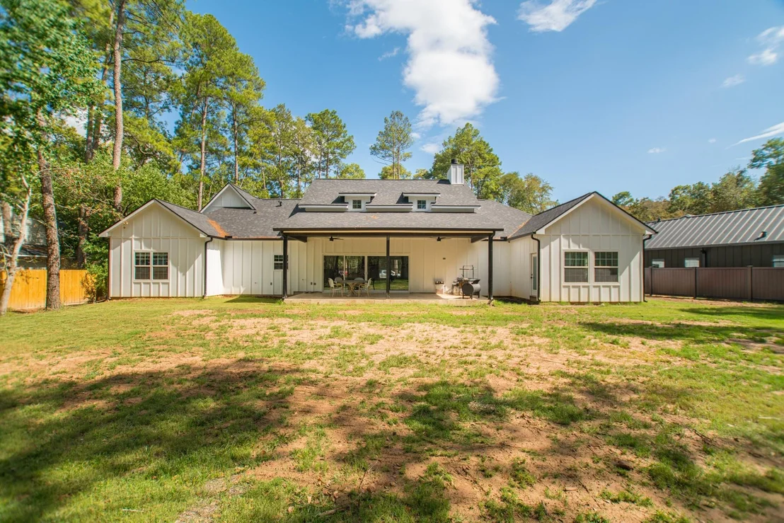 Photo of 5 W Forest Court