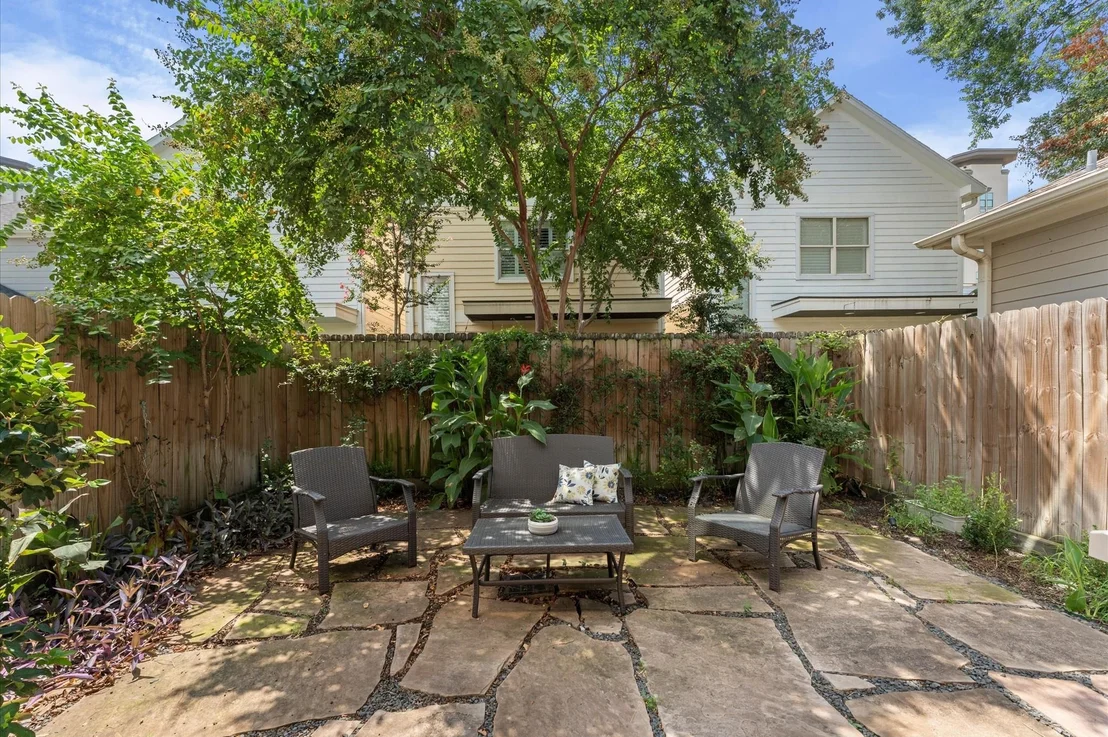 Photo of 1433 Alexander Street