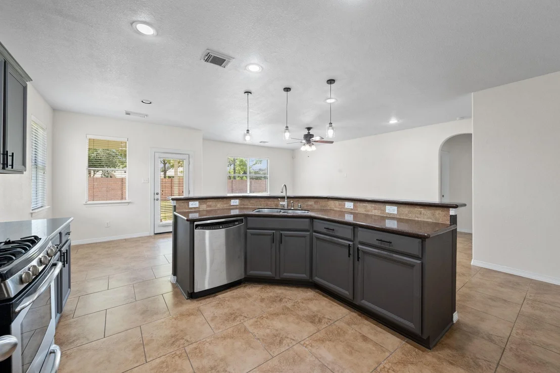 Photo of 2909 Castleton Bay Lane