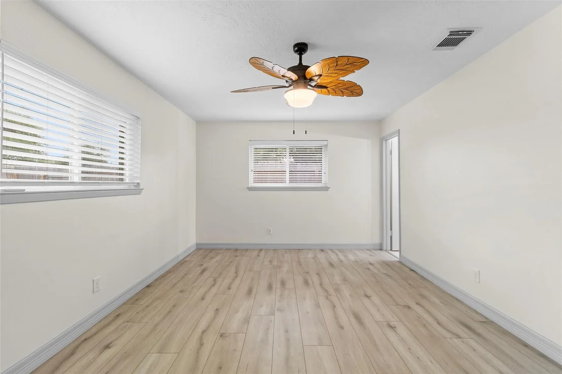 Photo of 1102 Brenda Drive