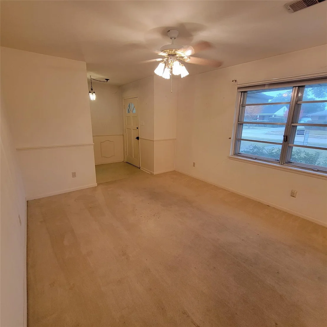 Photo of 5718 Burlinghall Drive