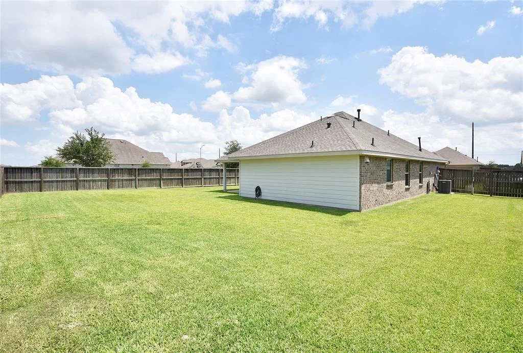 Photo of 4935 Twin Summit Drive