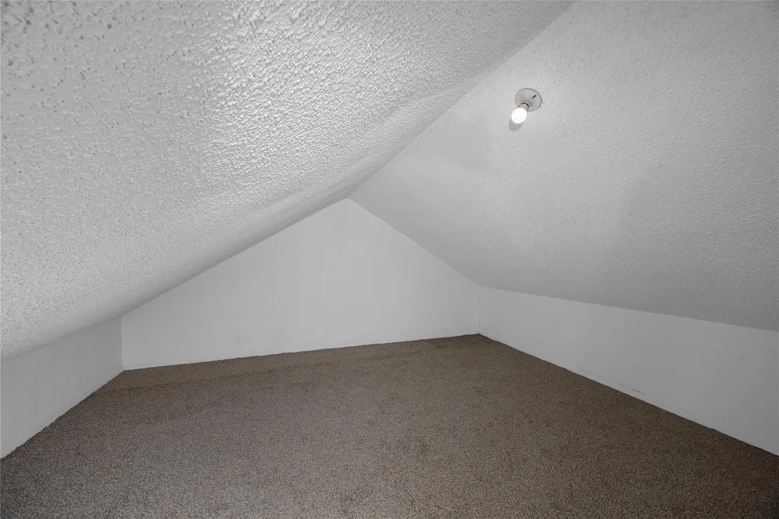 Photo of 23311 Calico Corners Lane