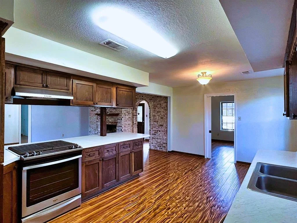 Photo of 4130 Mossy Oaks Road W