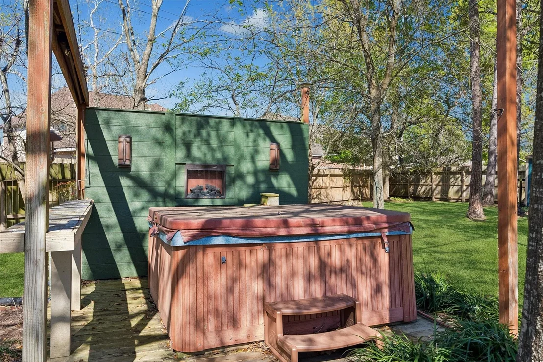 Photo of 1835 Raintree Circle