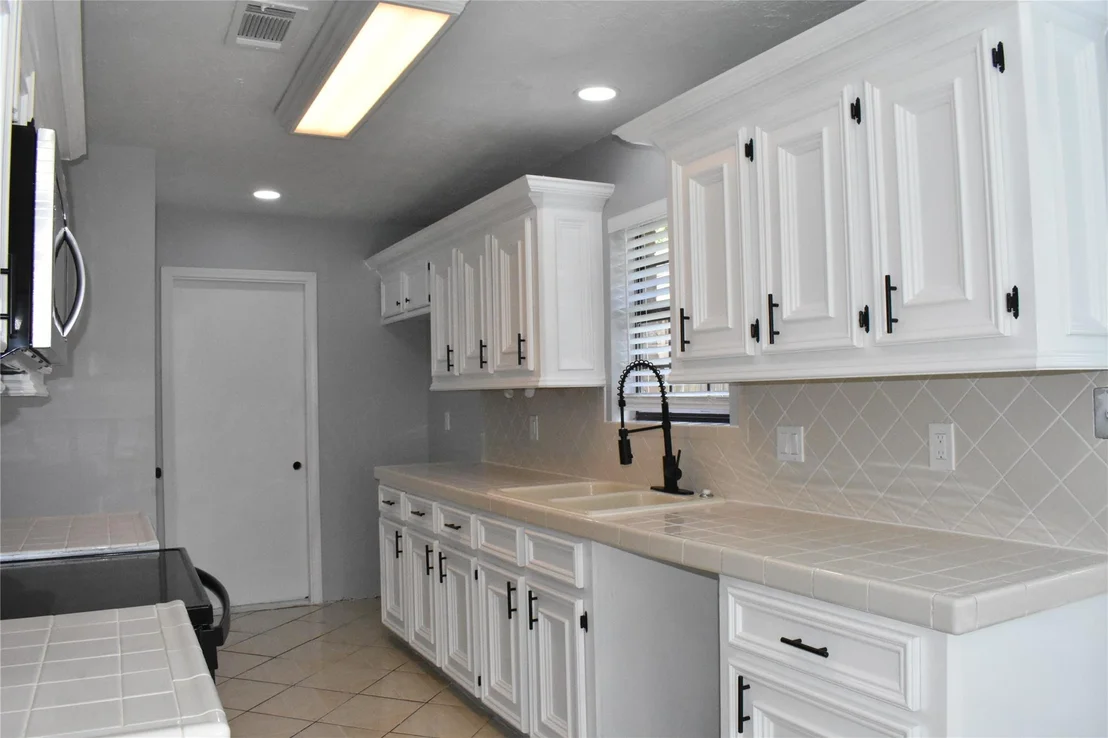 Photo of 1347 Somercotes Lane