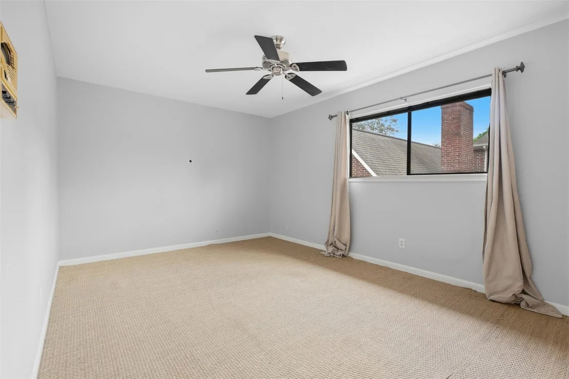 Photo of 12059 S Circle Drive