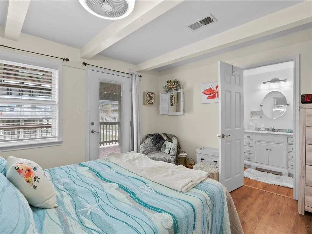 Photo of 1103 White Cap Drive