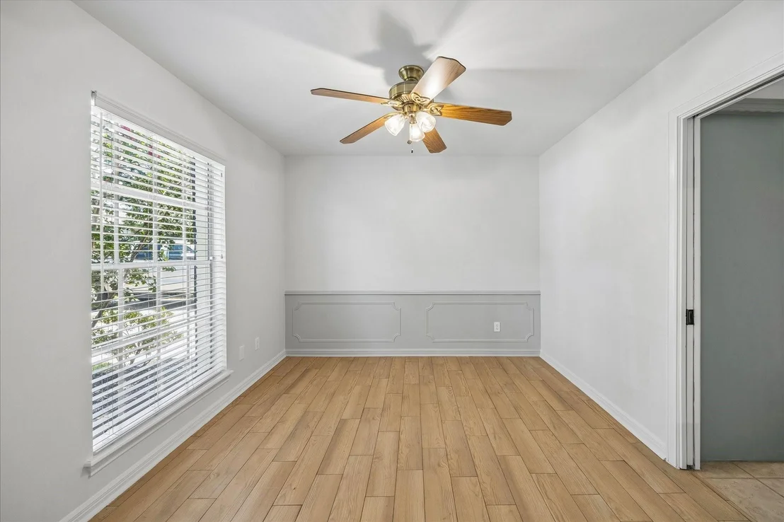 Photo of 11423 Valley Spring Drive