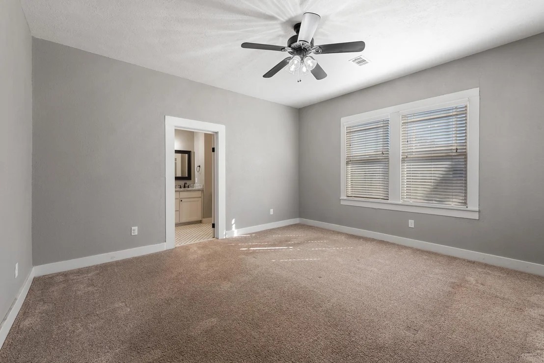Photo of 712 E 28th Street