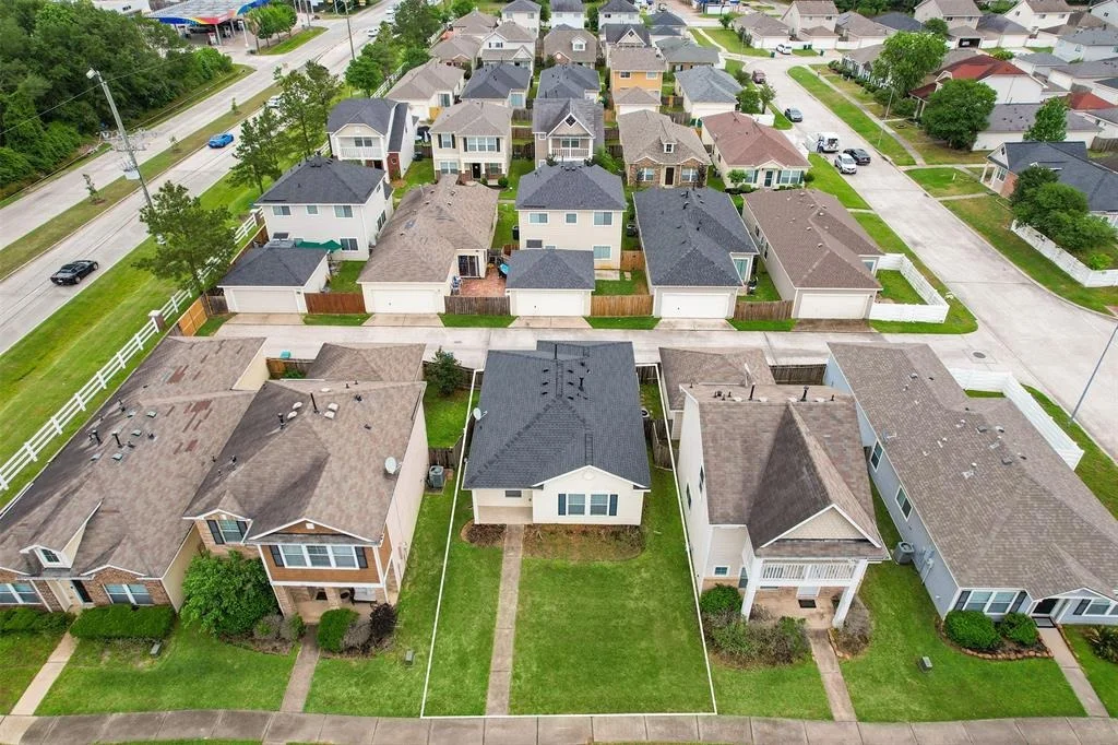 Photo of 4030 Mossy Place Lane