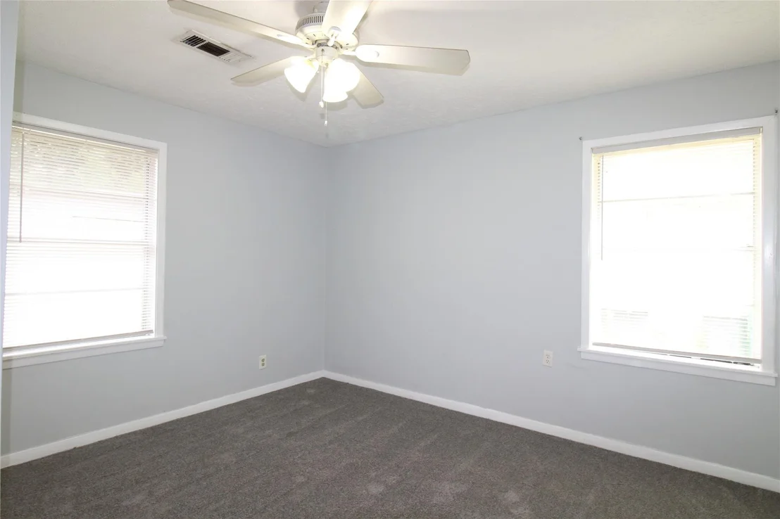 Photo of 402 Chandler Drive