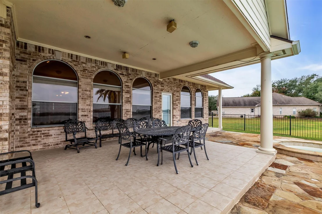 Photo of 14030 Shoreline Drive