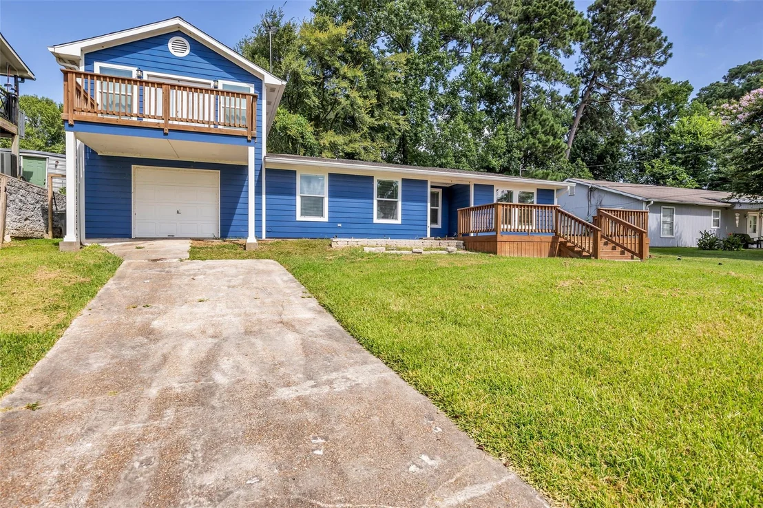 Photo of 16375 Lochness Drive