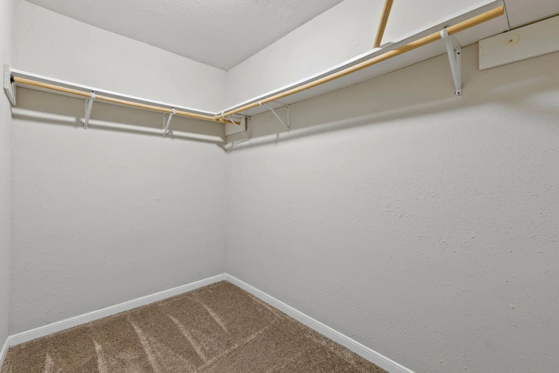 Photo of 4211 Hirschfield Road