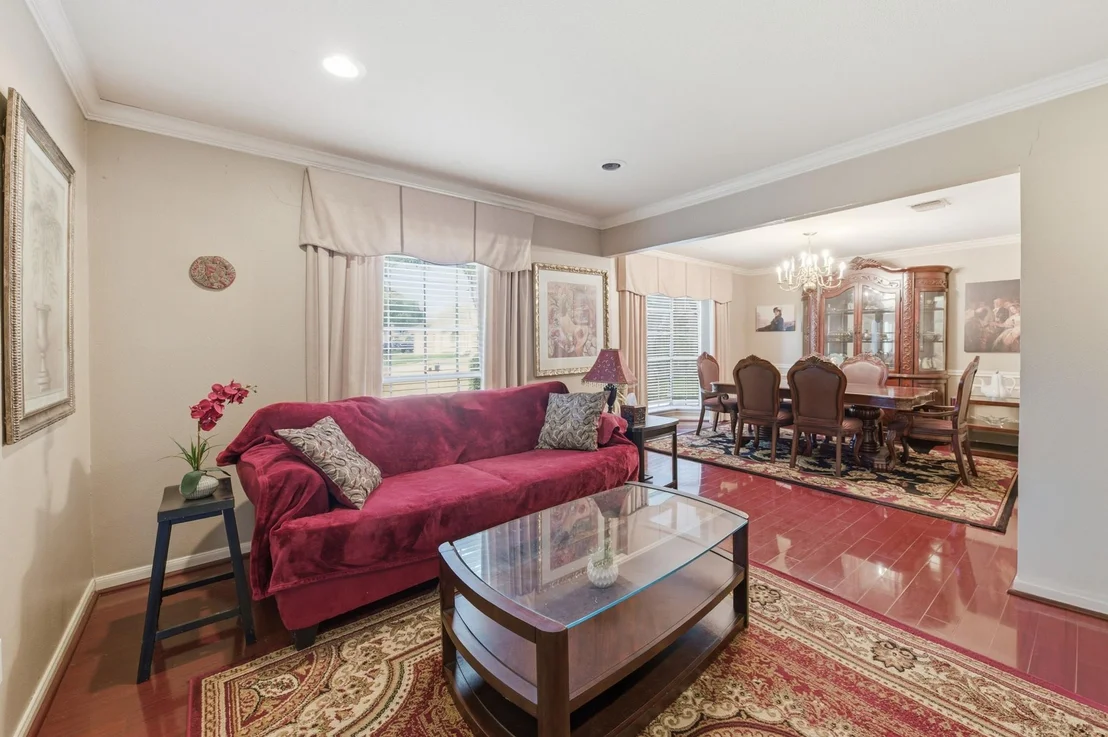 Photo of 942 Brunswick Circle