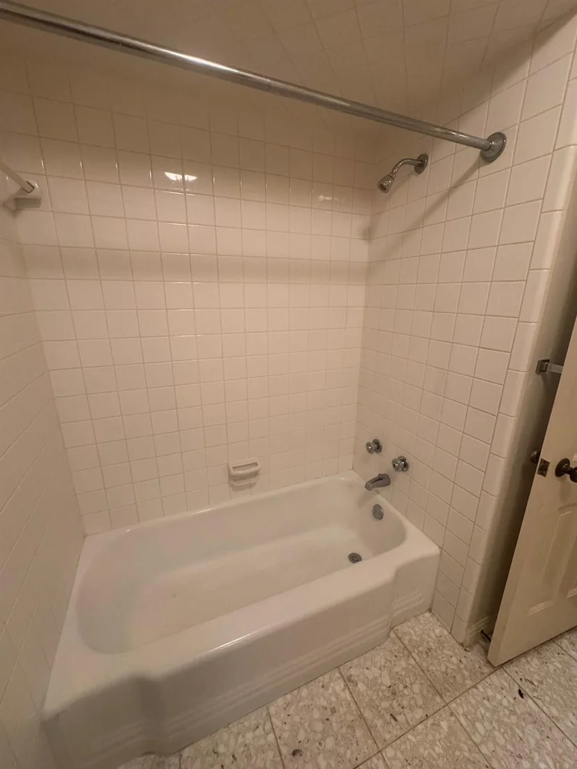 Photo of 803 Merry Lane