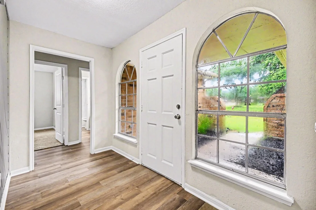 Photo of 3810 Clover Drive