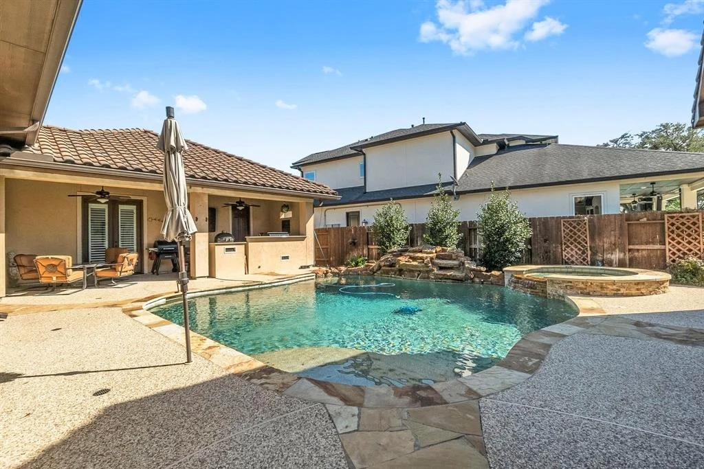 Photo of 5915 Stratton Woods Drive