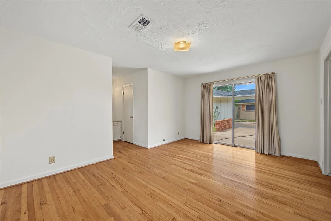 Photo of 2016 San Jacinto Drive